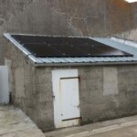 Panneaux solaires posés à Le Guilvinec dans le Finistère avec micro-onduleurs Enphase